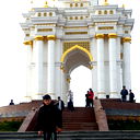 Манучер Злоев