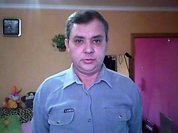 Александр Безматерных