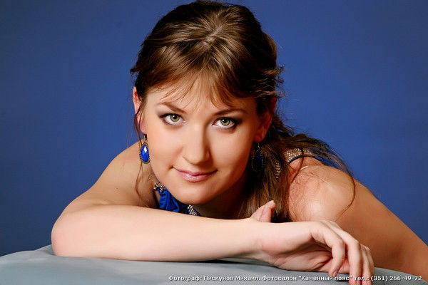 Оленька Могутнова