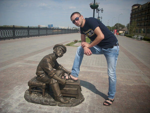 Александр Лоскутов