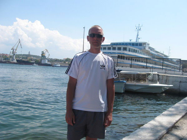 Виктор Комогоров