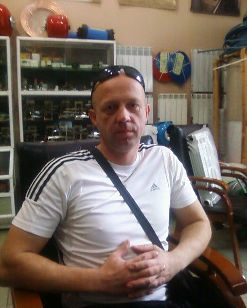 Максим Уваров