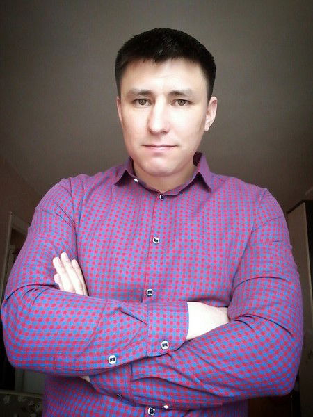 Евгений Шарипов