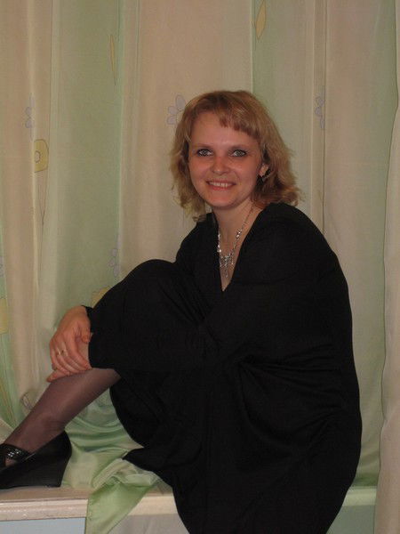 Надя Захарова