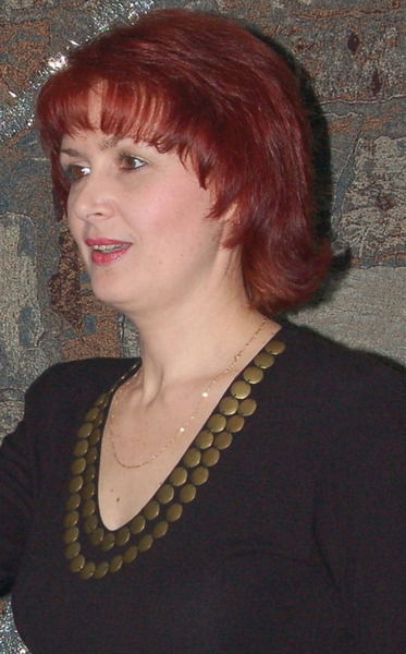 Елена Тихомирова