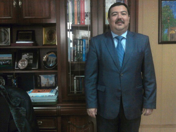 Равшан Асфандияров