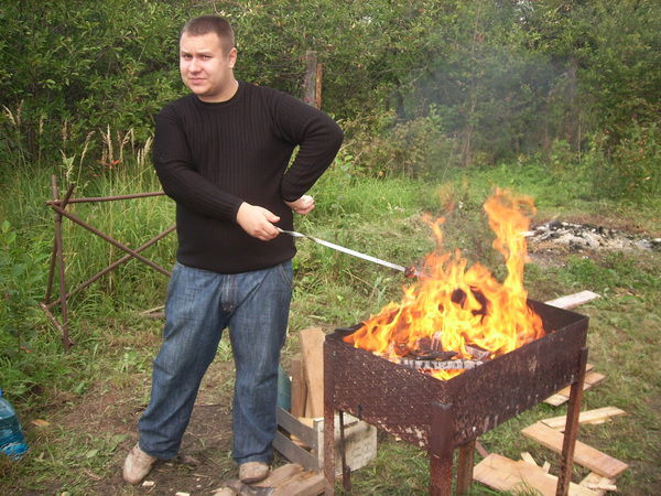 Илья Белоусов