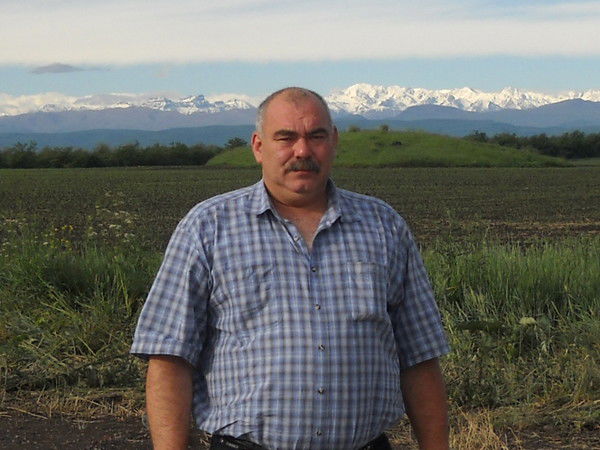 Юрий Маетный