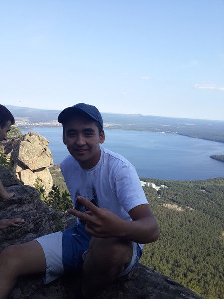 Азат Турсумбаев