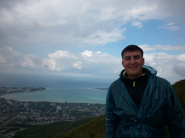 Андрей Бану