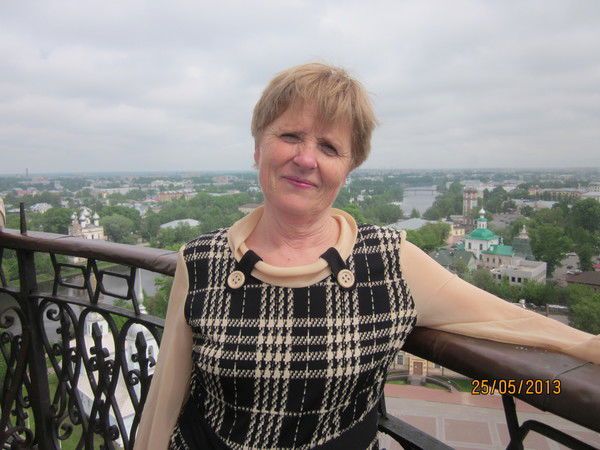 Любовь Пугачева