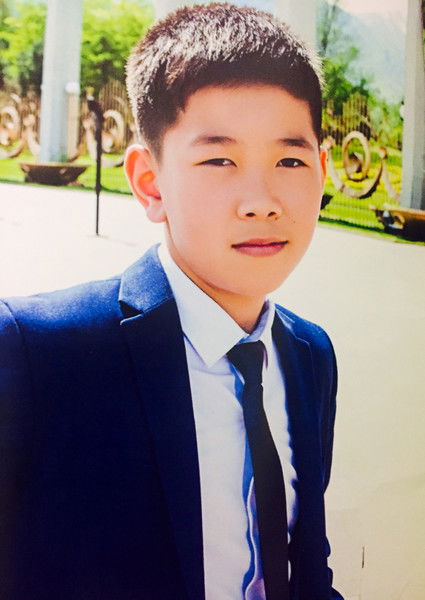 Санжар Азат