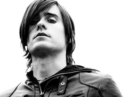 Камила Искиндирова