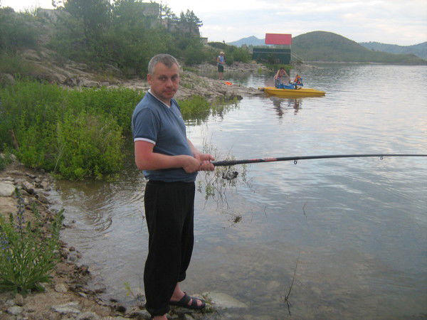 Андрей Гутов