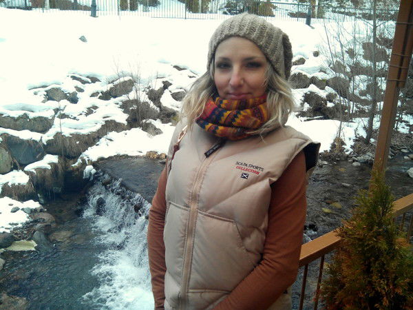 Лена Весова