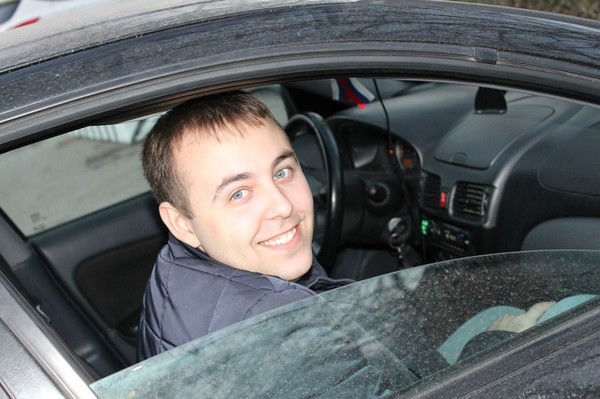 Максим Изварин