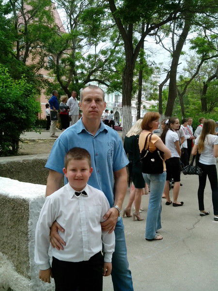 Александр Ревуцкий