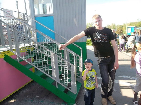 Дмитрий Попов