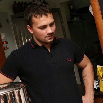 Александр Усманов