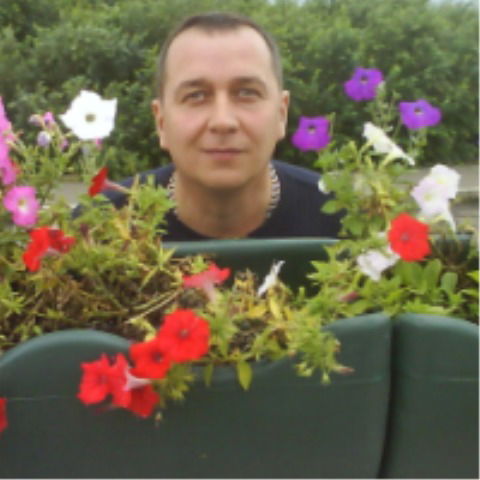 Эдуард Николаев