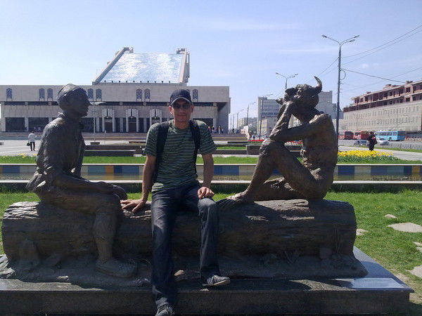 Юрий Саранов