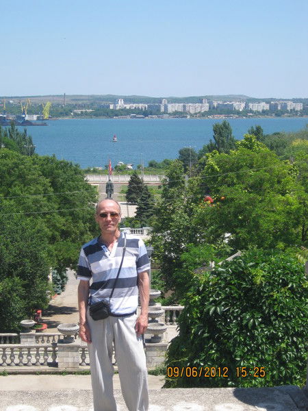 Олег Жидков