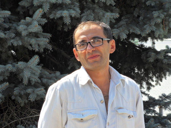 Николай Мнацаканян