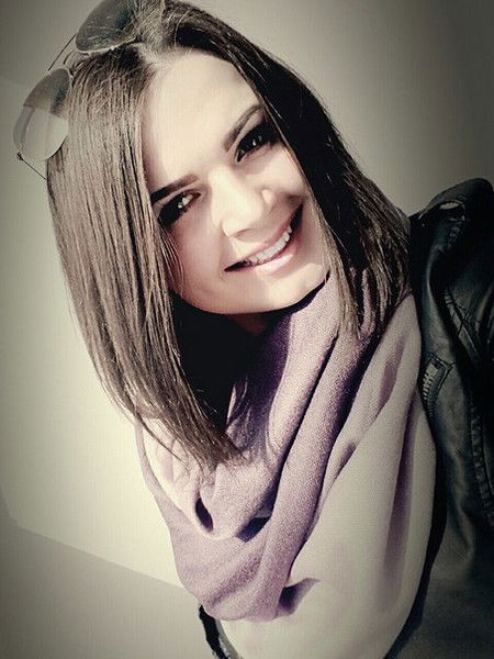 Елена Островська