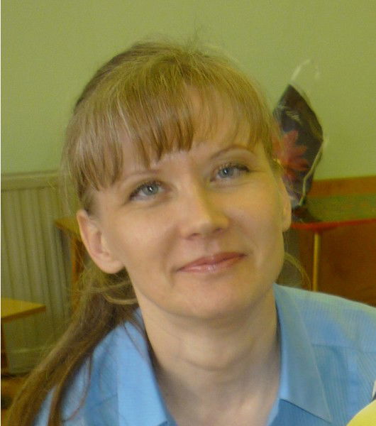 Елена Комарова