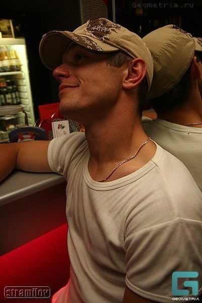 Александр Мирошниченко