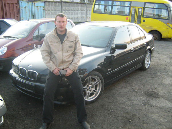 Евгений Петров