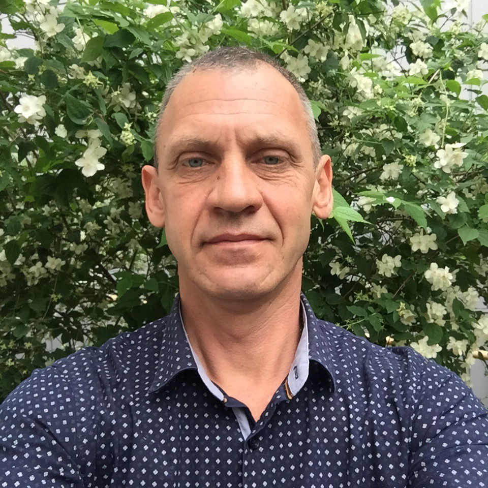 Олег Лифанов