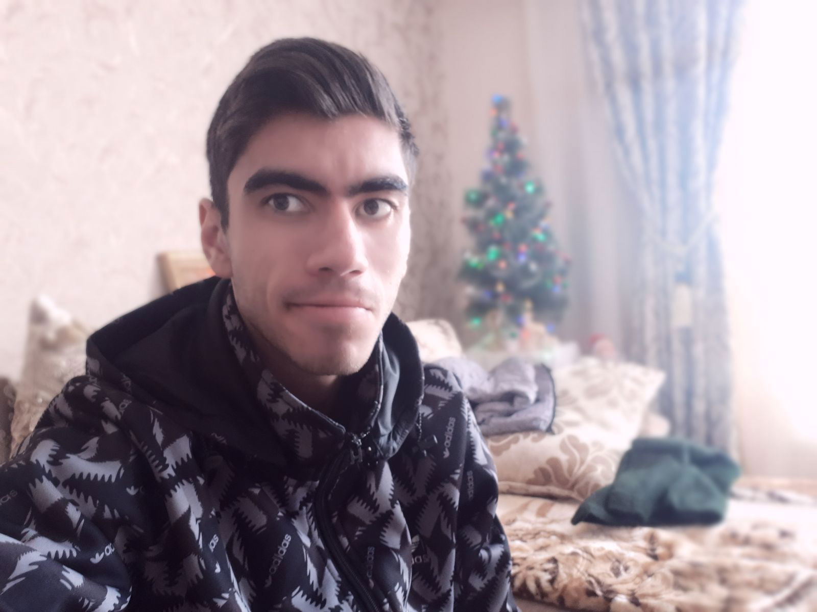 Вова Погосян