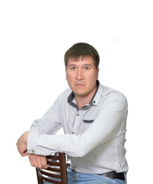 Андрей Очиров