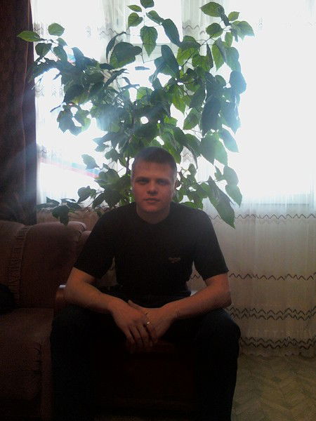 Анатолий Шуров