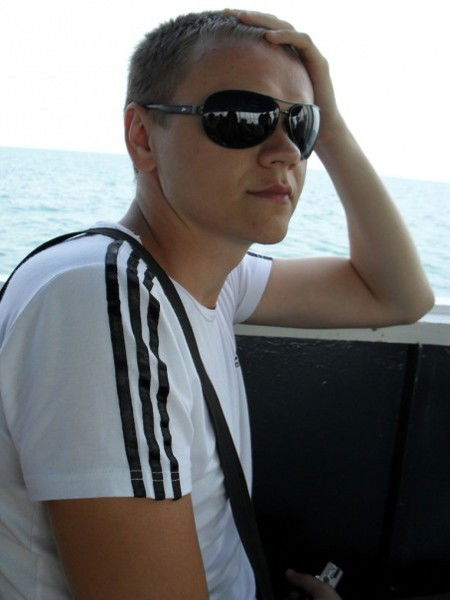 Неизвестно Неизвестно