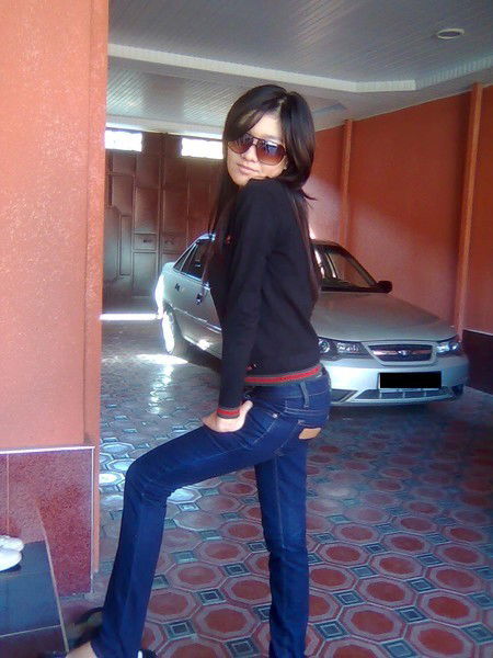 Шахло Шоева