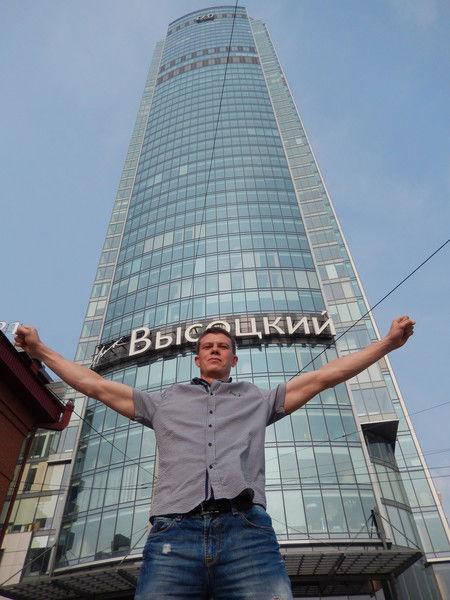 Дмитрий Никитенко