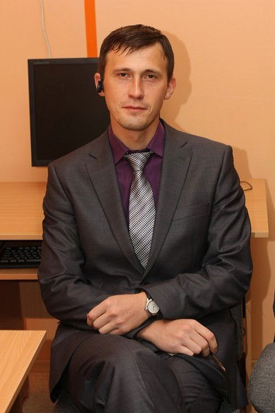 Олег Анисимов