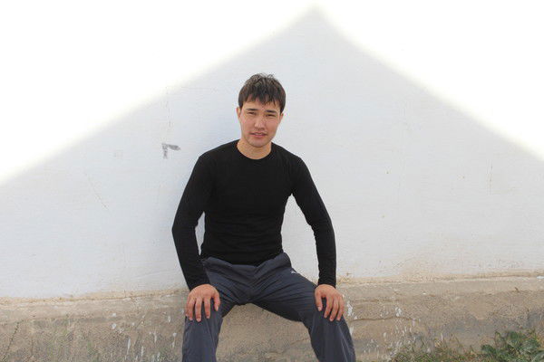 Дархан Есенсариев