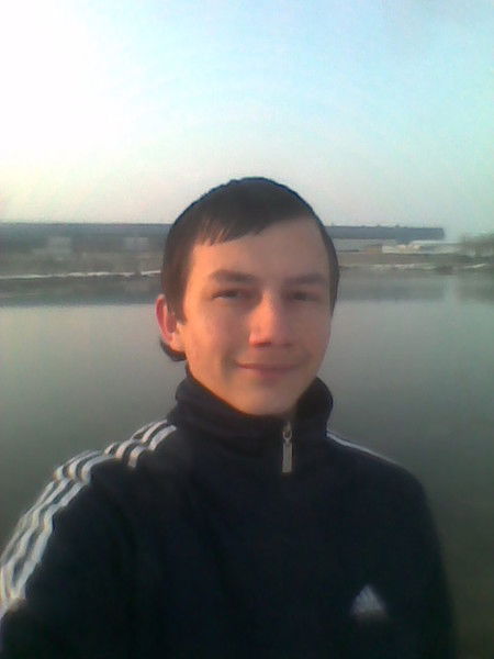 Олег Лавров