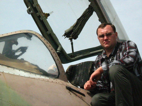 Анатолий Задереев