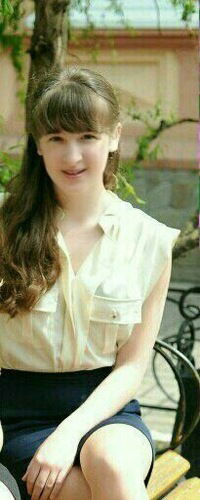 Оля Попович