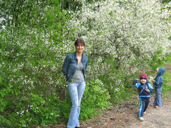 Люда Авазова