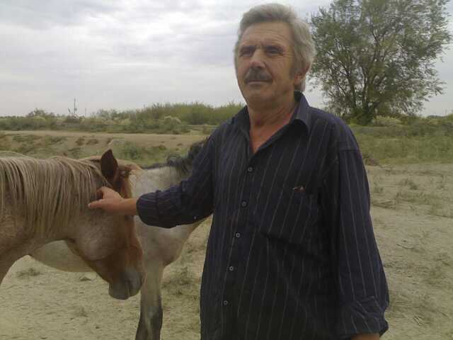 Bладимир Николаев