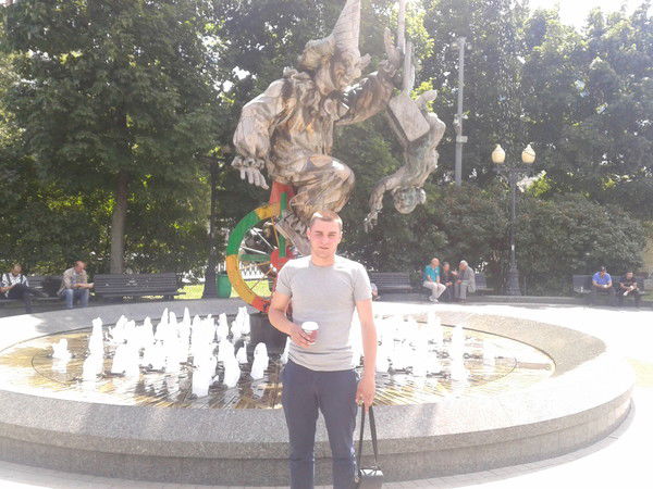 Александр Левченко