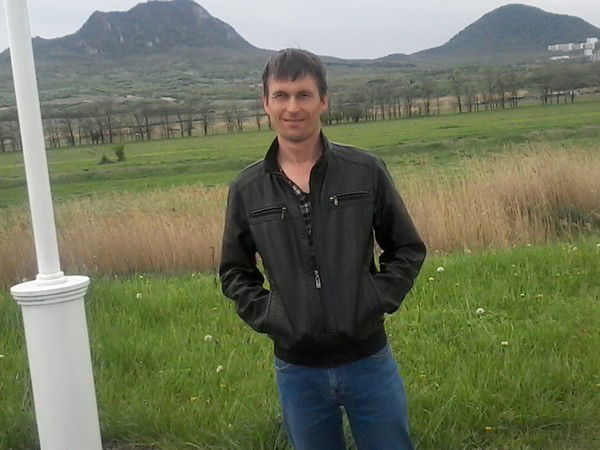 Александр Колесников