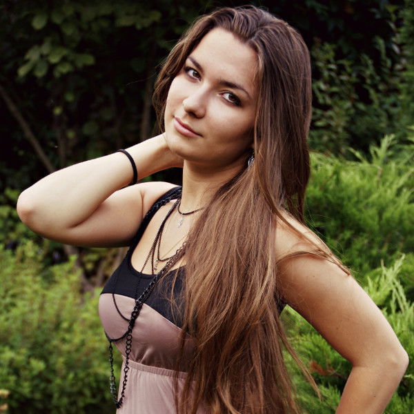 Оля Бобровская