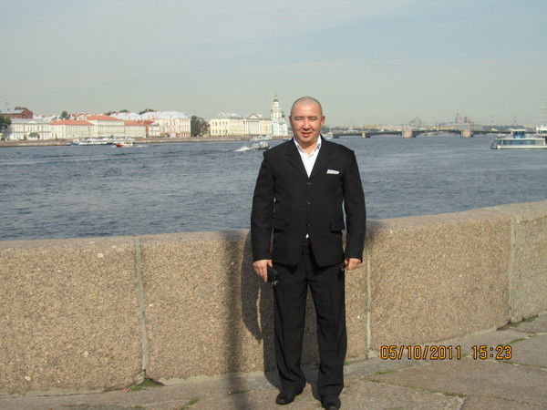 Эдуард Сисанбаев