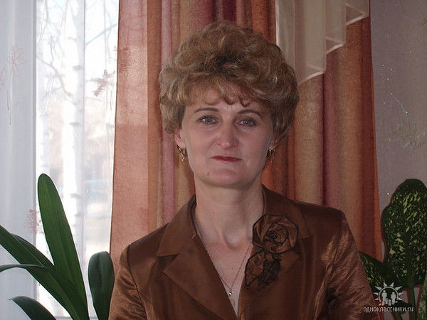 Лариса Захарова